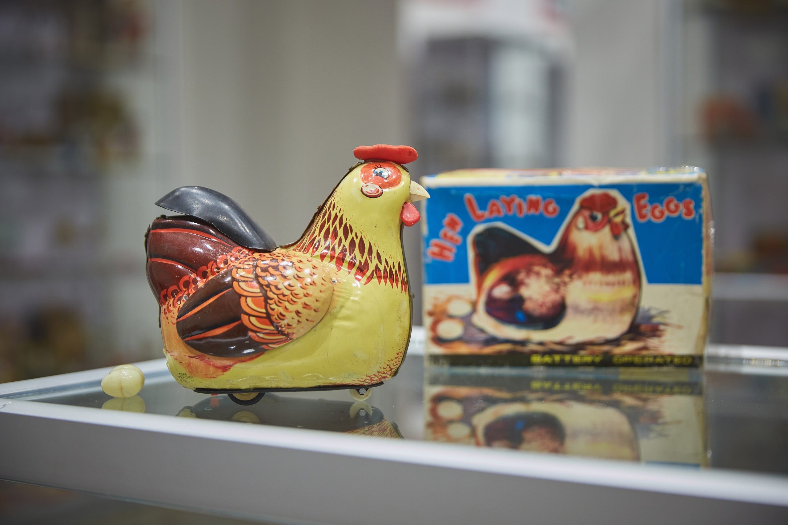 Tin chicken