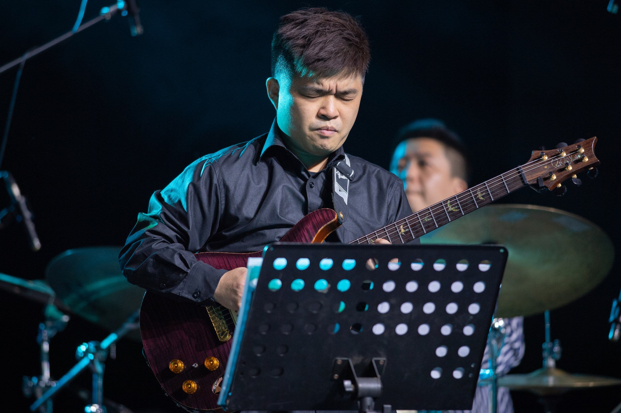Jazz guitarist, Hon Chong Chan