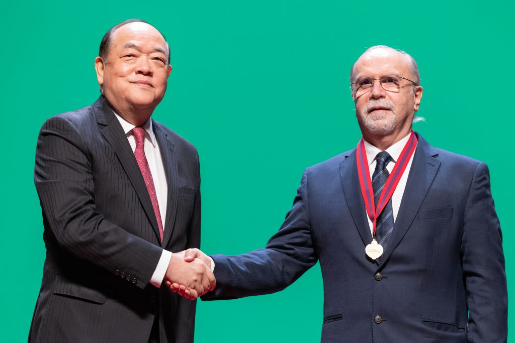 Rui Paulo da Silva Martins, the Medal of Merit in Education went to University of Macau’s Vice-Rector Rui Paulo da Silva Martins