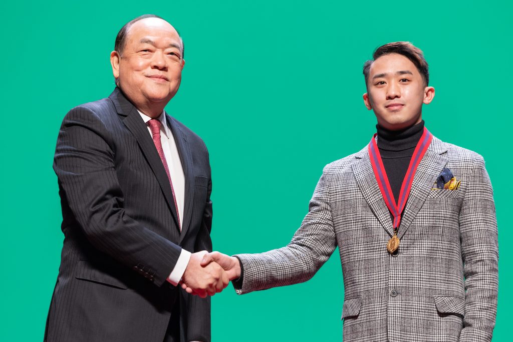 Kuok Kin Hang, The Medal of Merit in Sports went to medal-winning karateka Kuok Kin Hang