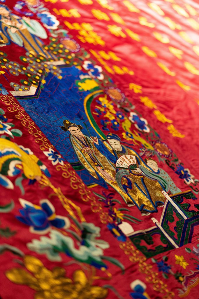 The tapestries made with Guangdong embroidery are exclusive exhibits in Macao. Because of their size and delicate material, this part of the collection will not tour outside Macao