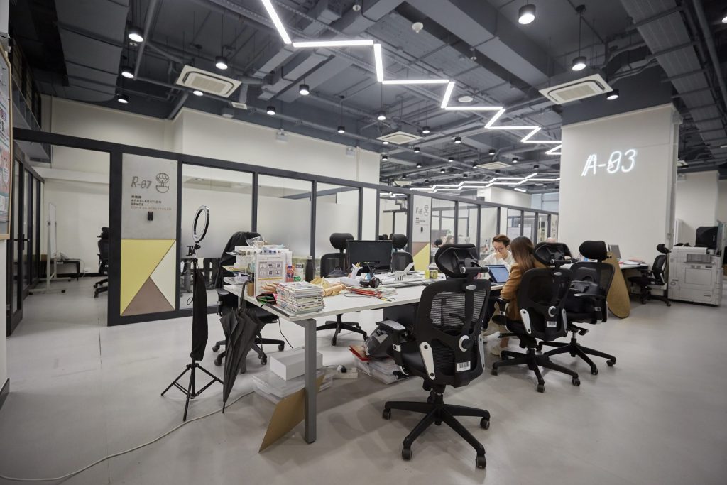 The Macao Young Entrepreneur Incubation Centre open-plan working space