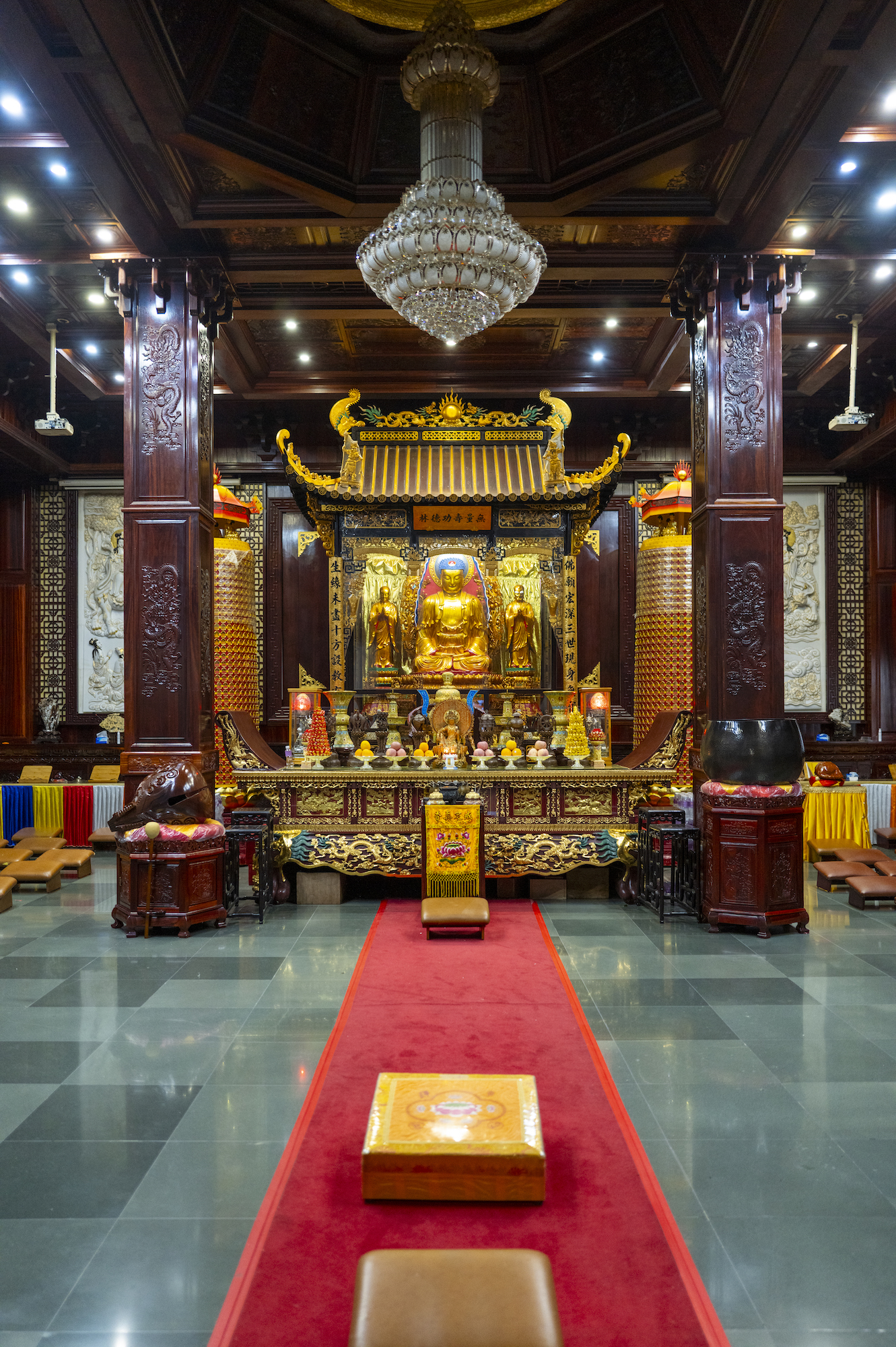 Master Guanben converted his home into Kong Tac Lam Temple nearly a century ago