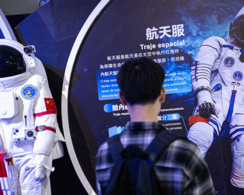 China’s astronauts drop in on Macao