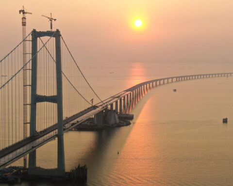 The Lingdingyang portion of the Shenzhen-Zhongshan Bridge is high enough to accommodate the world's largest container ships