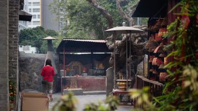 The historic Kun Iam Temple (also known as Pou Chai Temple) is one of the city’s three oldest temples