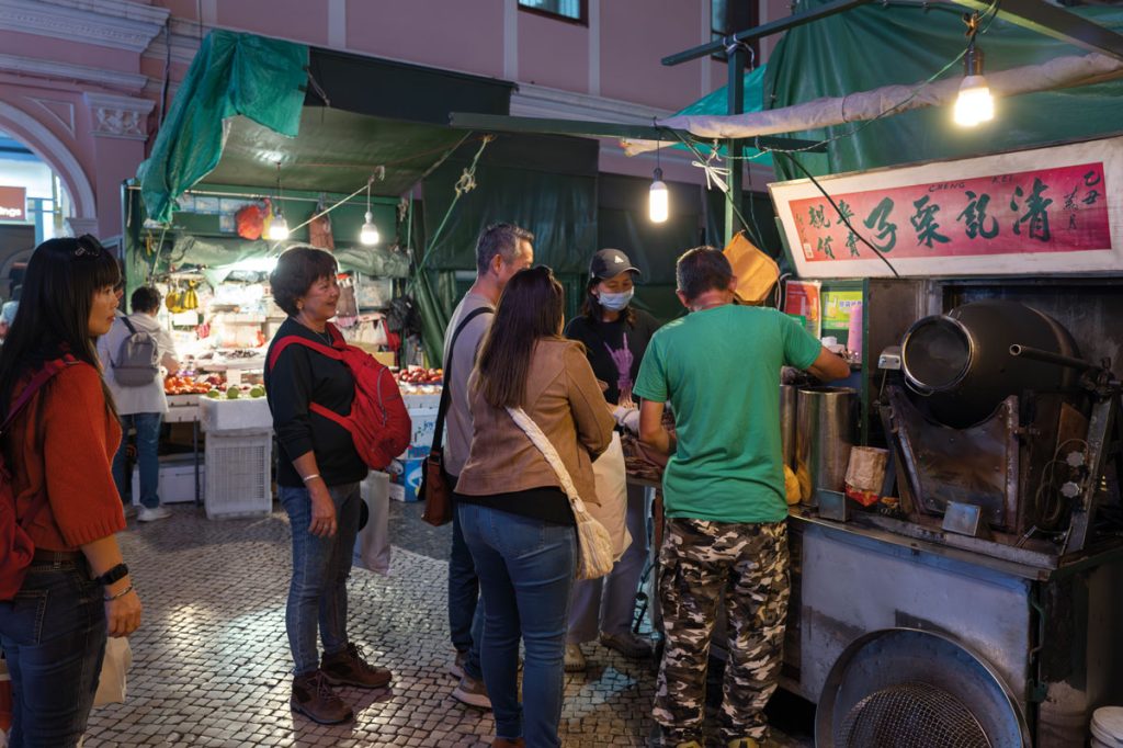 Chao’s stall usually stays open until 10 or 11 at night