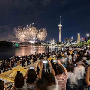 Macao’s international fireworks contest lights up the sky