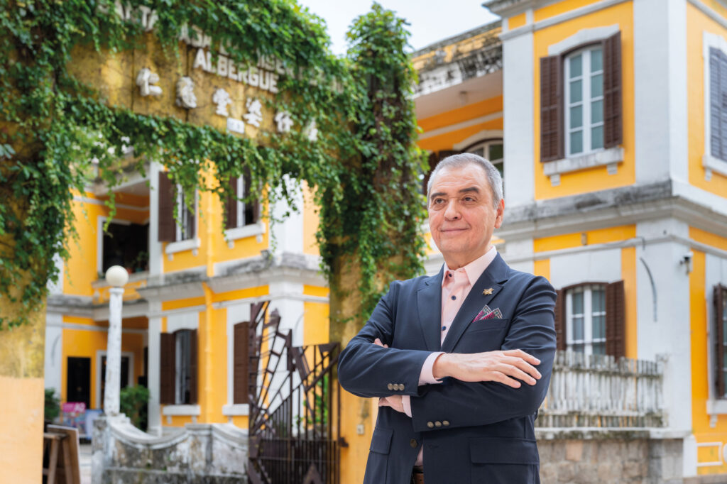 Carlos Marreiros outside his office at Albergue SCM