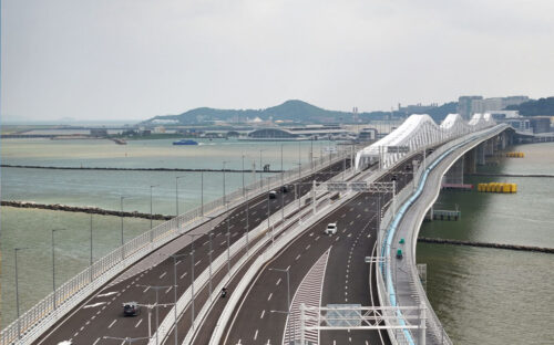 This year saw the completion of the fourth Macao-Taipa crossing, known simply as Macao Bridge