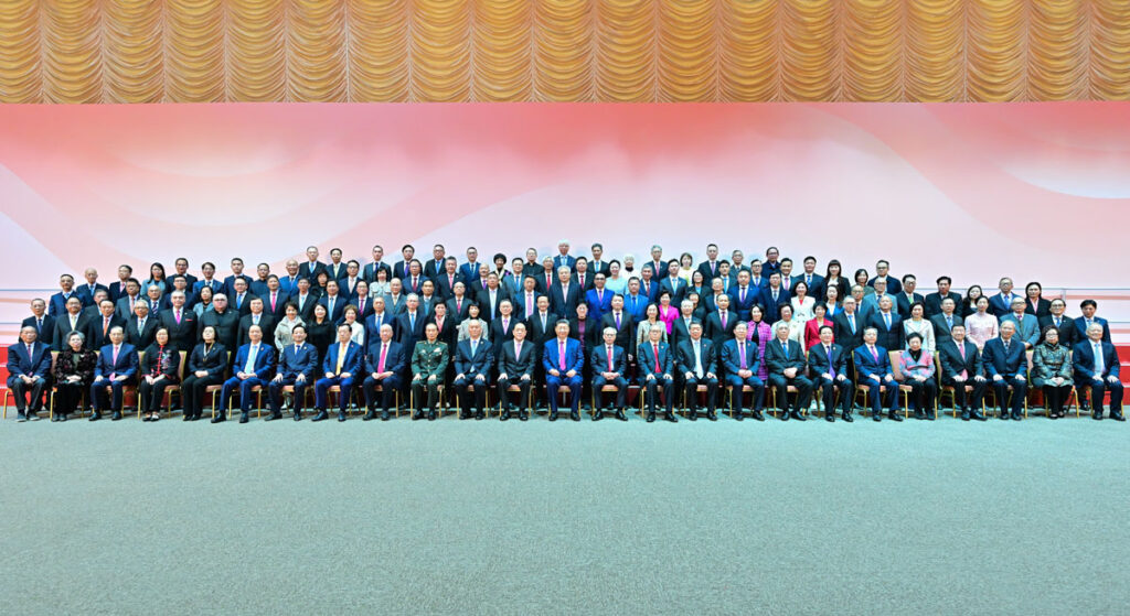 Xi met with members of civil society and Macao’s new officials of the executive, legislative and judicial organs