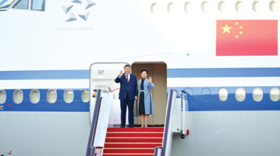 President Xi Jinping arrived in Macao on 18 December, accompanied by his wife, Peng Liyuan, to participate in the celebrations of the 25th anniversary of the Special Administrative Region