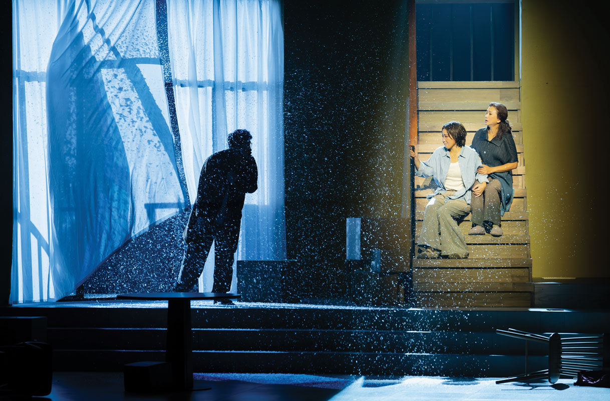 Hide and Seek was first staged at the BeSeTo Theatre Festival in Shenzhen, Guangdong Province, in late 2023