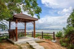 The Taipa Grande Trail is four kilometres long, with gazebos and rest stops for hikers to enjoy the scenery around them. Parts of the trail are wide enough for joggers and walkers to share the path.
